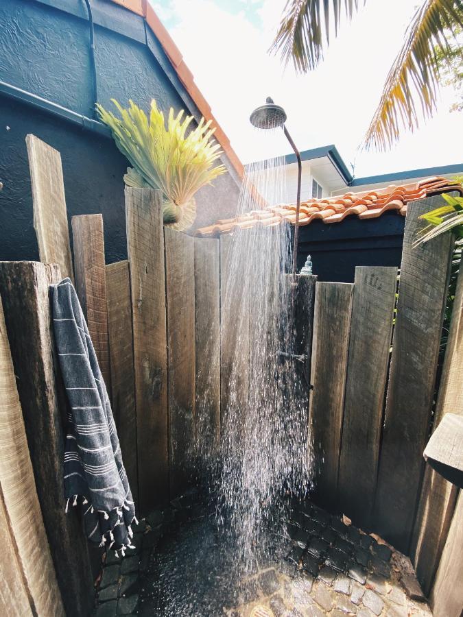 Barbara's Guesthouse Teluk Byron Bagian luar foto